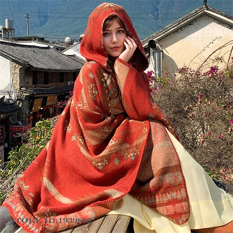 Woven Scarf Blanket - Ciepłe szale z kapturem, peleryny, nowe